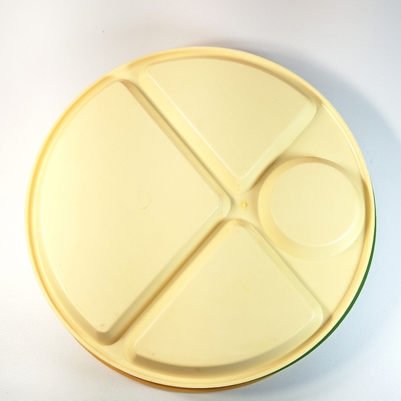 Vintage 80s Plastic Divided Camping Dinner Plates - Picture 7 of 9